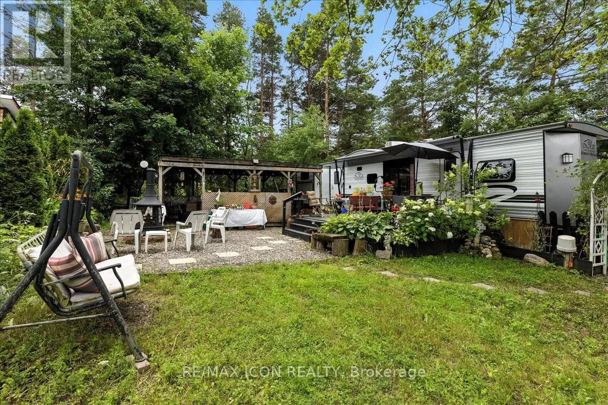 Mobile Home for rent: 8 - 1174 Wilby Road, Wilmot, Ontario N0B 2L0