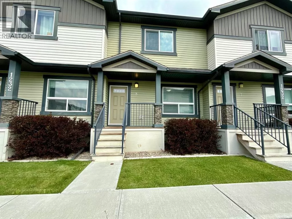Row / Townhouse for rent: 8, 1232 Keystone Road W, Lethbridge, Alberta T1J 5H6