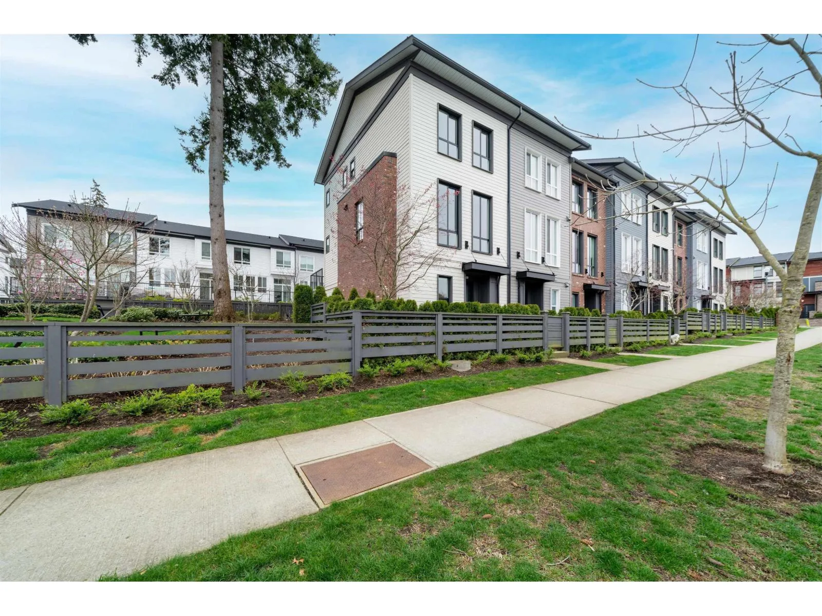 Row / Townhouse for rent: 8 15828 27 Avenue, Surrey, British Columbia V3Z 0X4