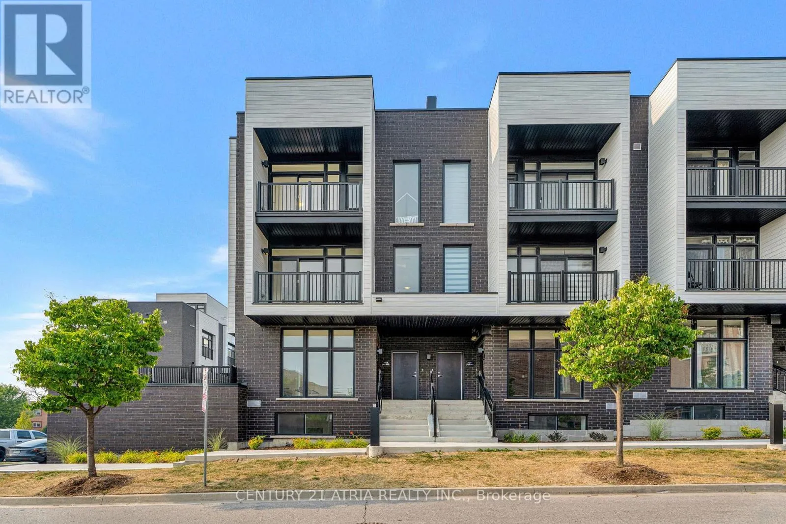 Row / Townhouse for rent: 8 - 184 Angus Drive, Ajax, Ontario L1S 0G5