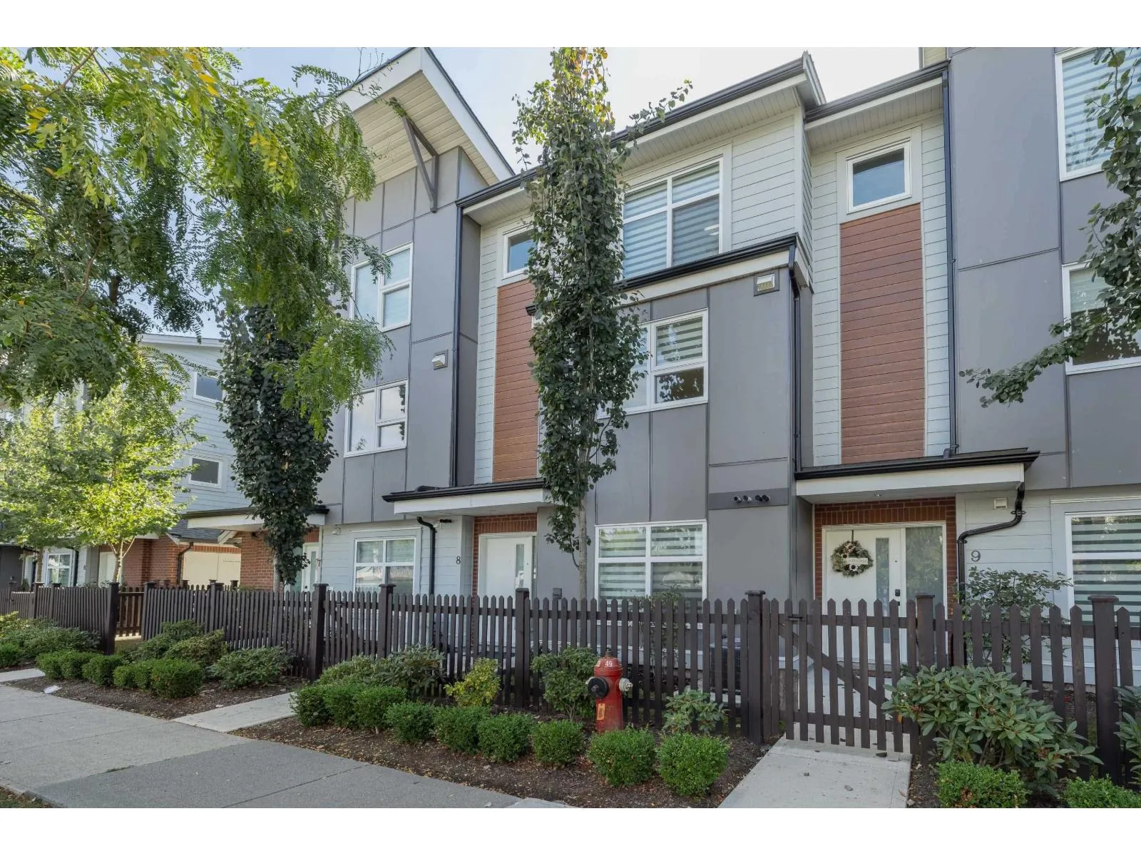 Row / Townhouse for rent: 8 22334 48 Avenue, Langley, British Columbia V3A 3N5