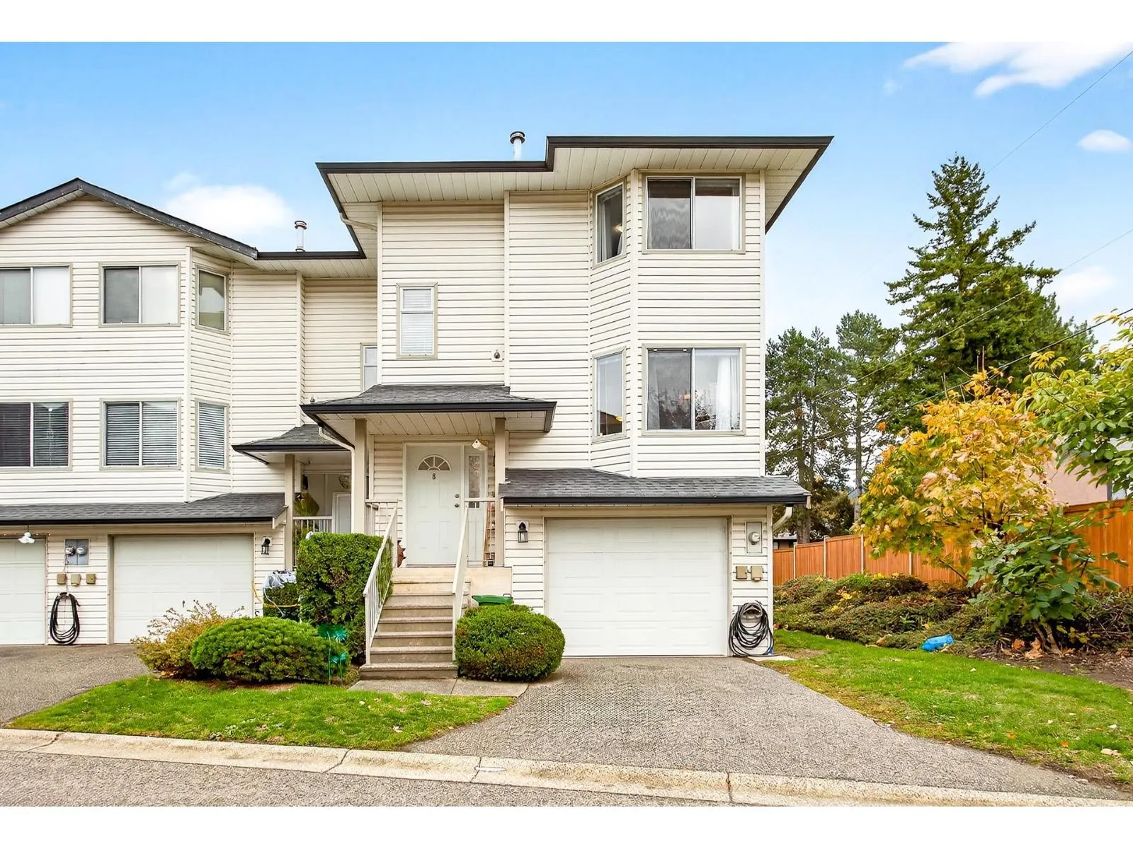 Row / Townhouse for rent: 8 5904 Vedder Road|vedder Crossing, Chilliwack, British Columbia V2R 3E7