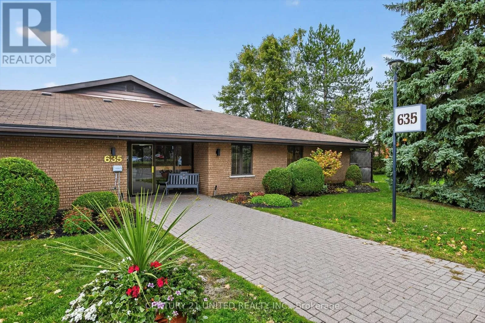 8 - 635 Whitaker Street, Peterborough, Ontario K9H 7L5