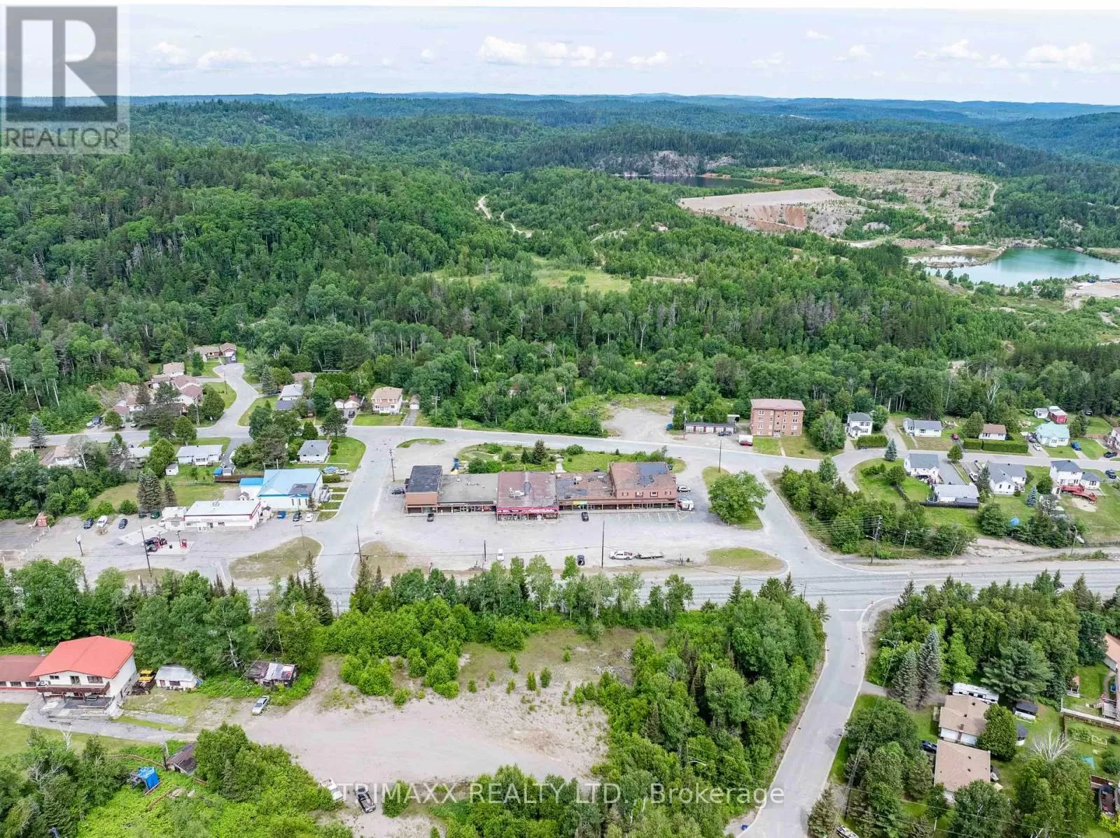 8 ,# 7 #8 - 6 Regional Road, Greater Sudbury, Ontario P0M 2R0