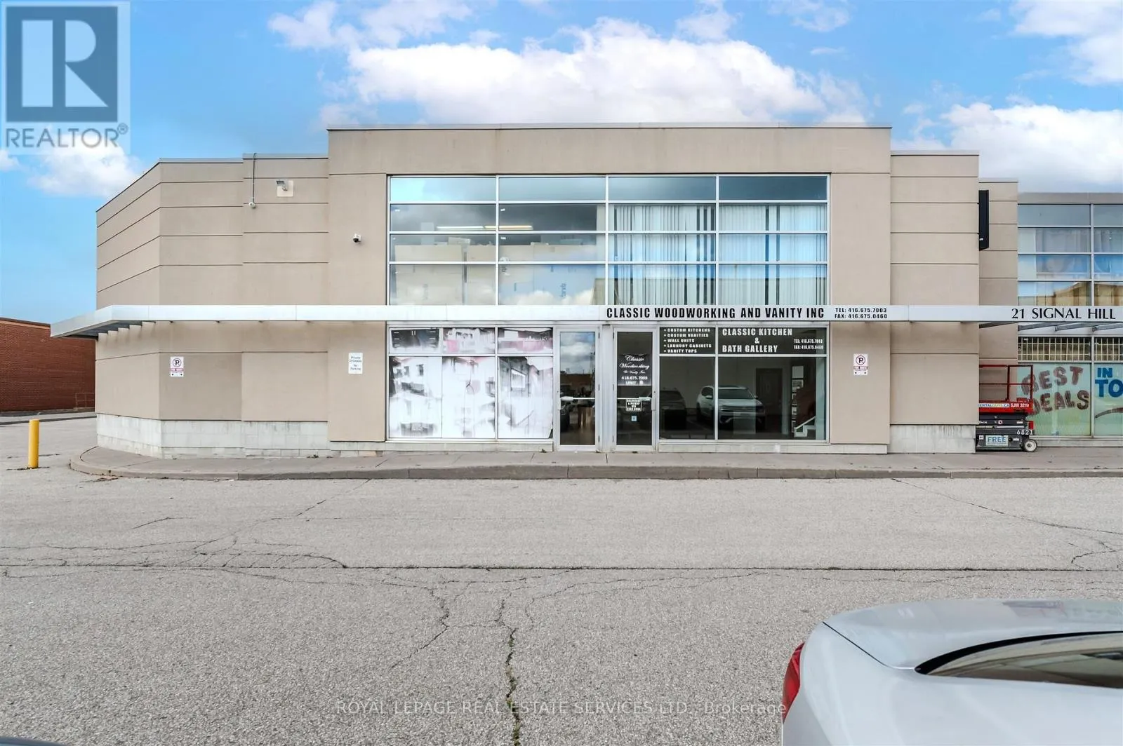 8, 9 - 21 Signal Hill Avenue, Toronto, Ontario M9W 6V8