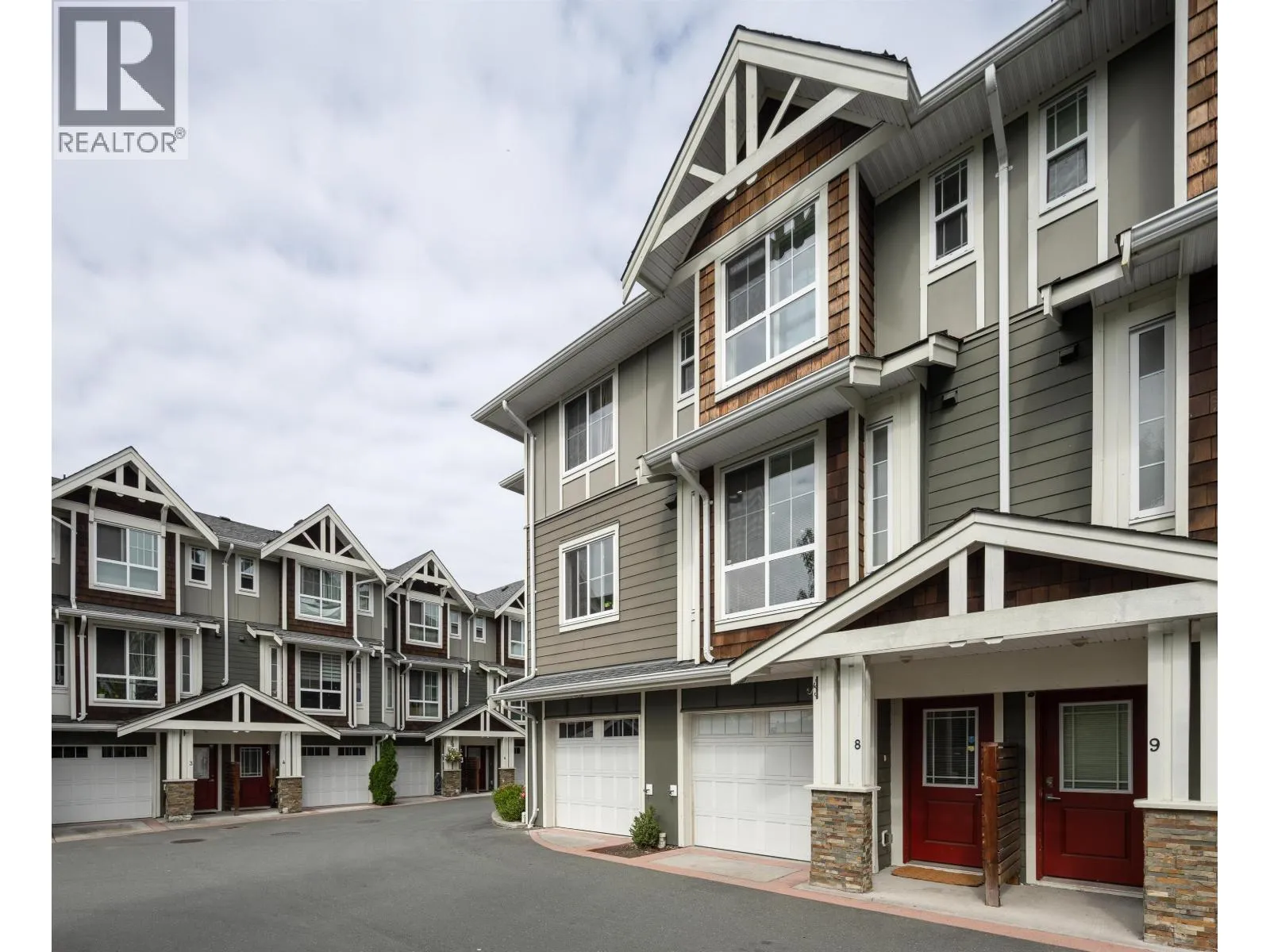 Row / Townhouse for rent: 8 9989 240a Street, Maple Ridge, British Columbia V2W 1Z9