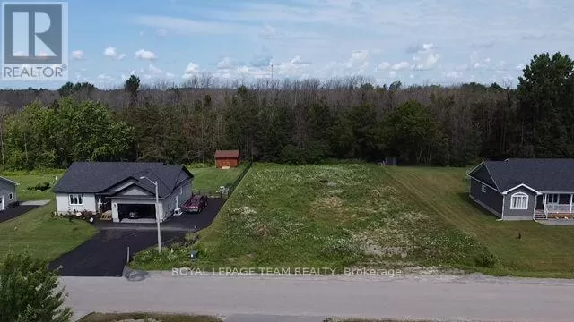 8 Albert Street, Edwardsburgh/Cardinal, Ontario K0E 1T1