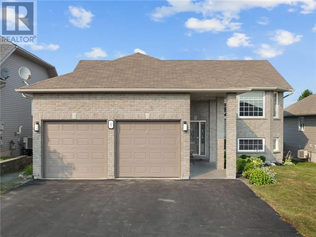 House for rent: 8 Alliston Street, Sudbury, Ontario P3B 0B3