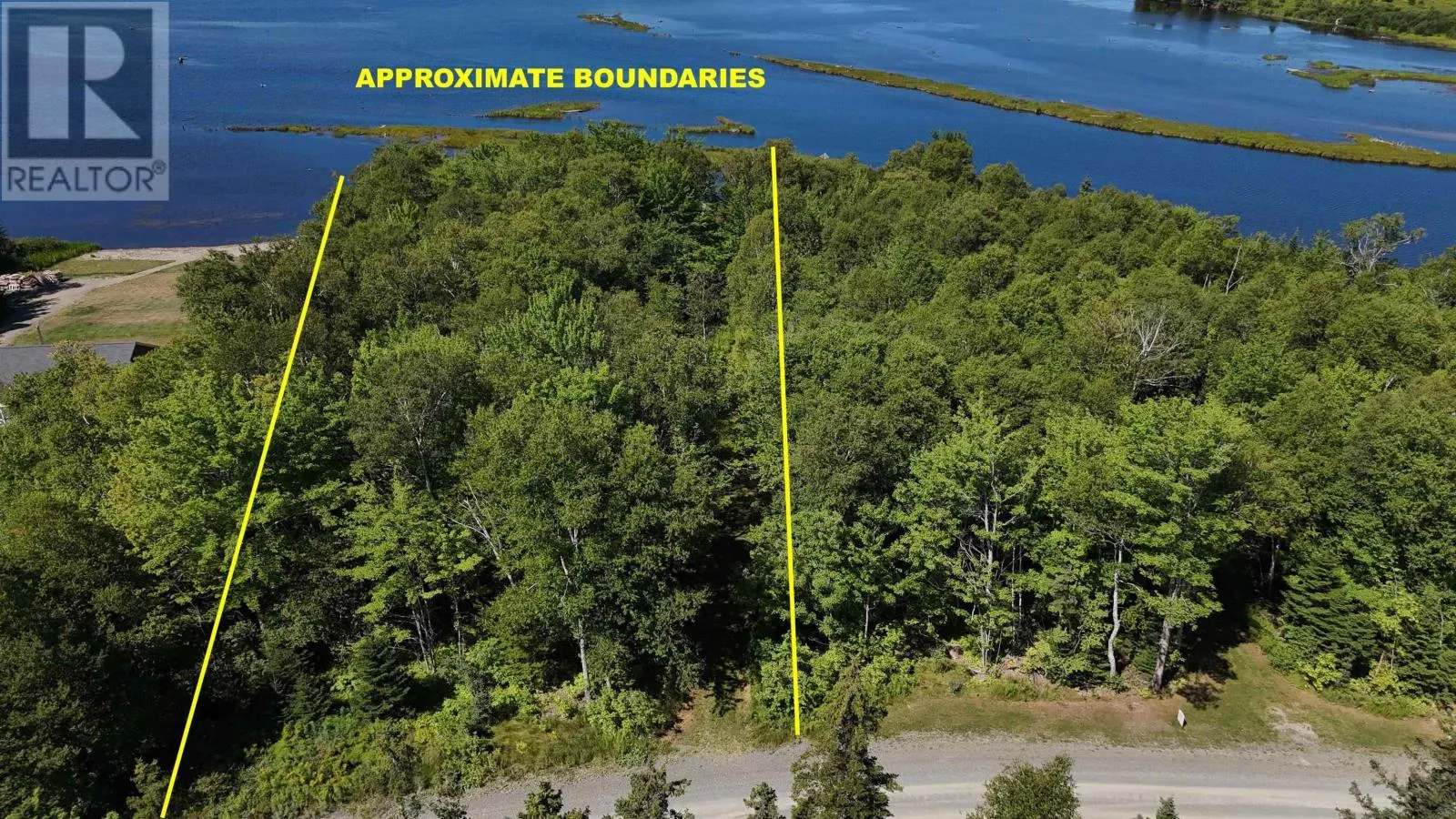 8 Beverlys Hill Road, Baddeck Inlet, Nova Scotia B0E 1B0