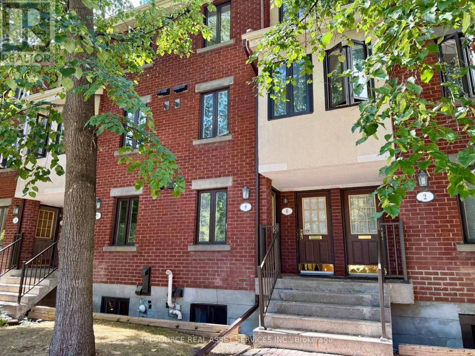 Row / Townhouse for rent: 8 Blue Moon Private, Ottawa, Ontario K1K 4K6