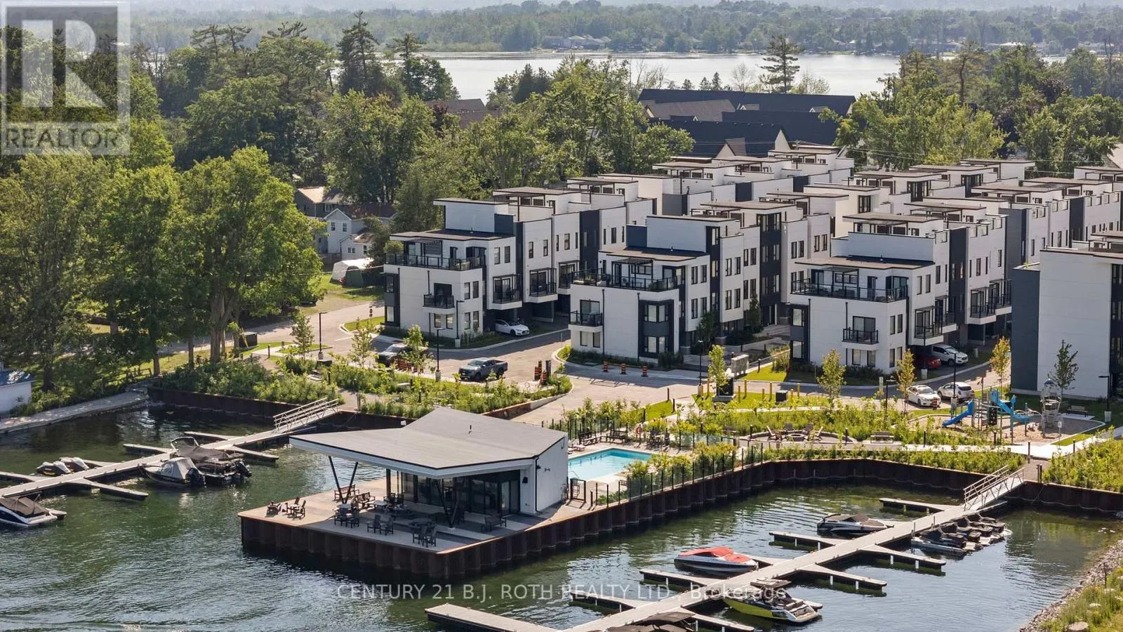 Row / Townhouse for rent: 8 Bru-lor Lane, Orillia, Ontario L3V 8P4