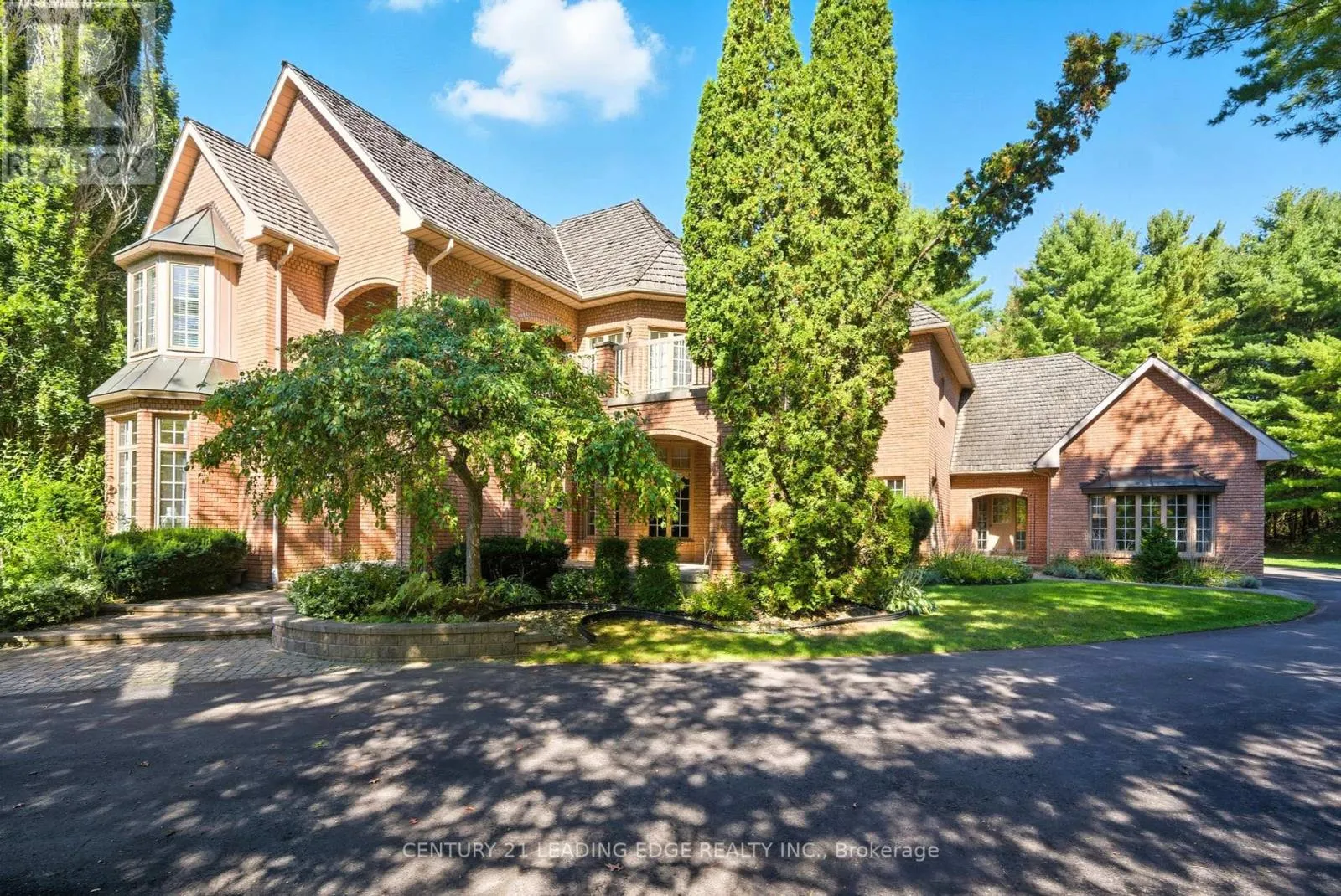 House for rent: 8 Bunhill Court, Ajax, Ontario L1Z 1X5