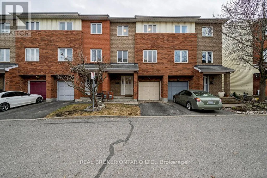 Row / Townhouse for rent: 8 Drayton Private, Ottawa, Ontario K1K 4R1