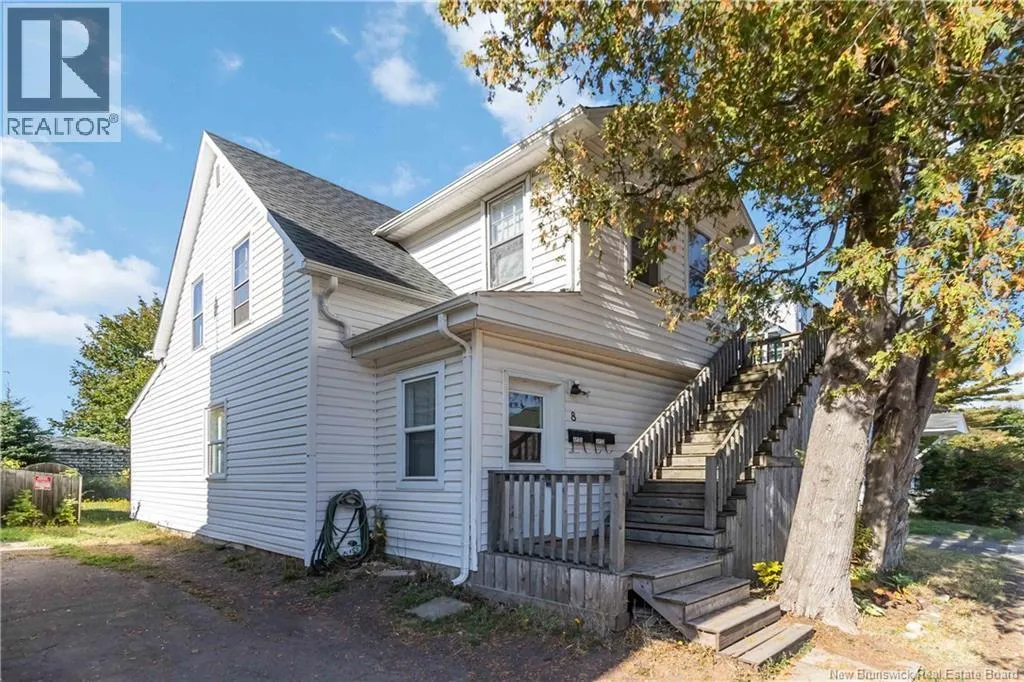 House for rent: 8 Emmerson, Moncton, New Brunswick E1C 6T1