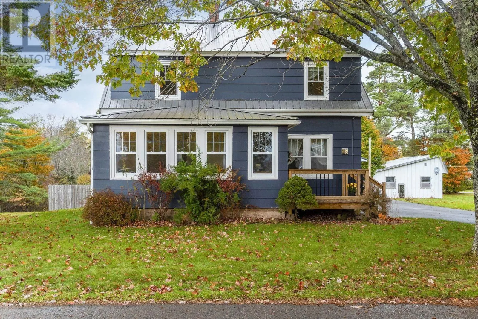 House for rent: 8 Highland Avenue, Brookfield, Nova Scotia B0N 1C0