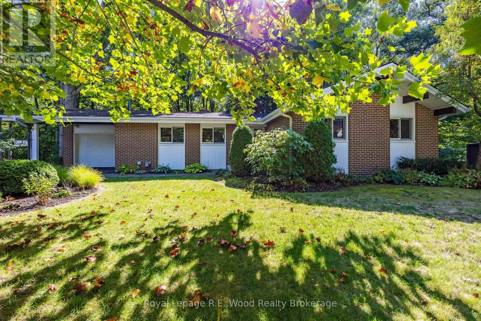 House for rent: 8 Highland Drive, Tillsonburg, Ontario N4G 2E9