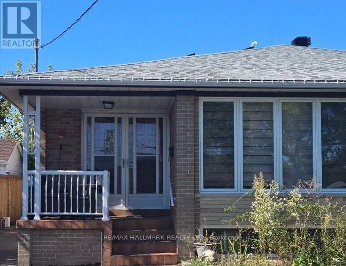 House for rent: 8 Hucknall Road, Toronto, Ontario M3J 1V8