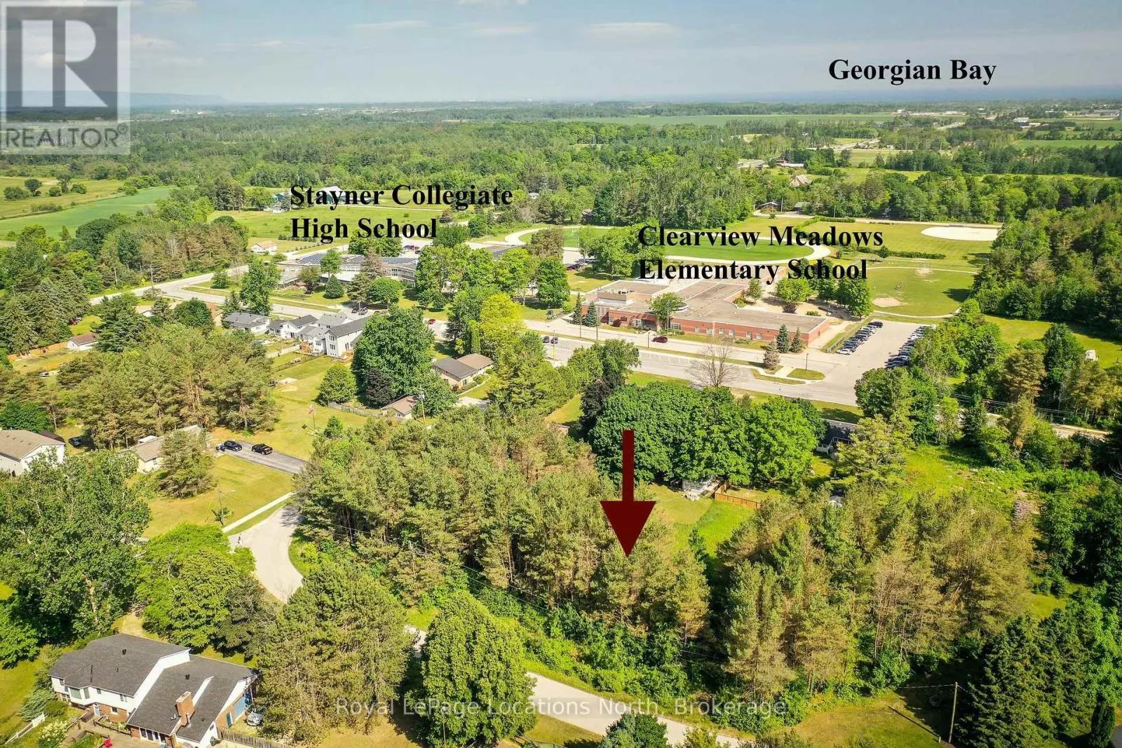 8 Jonathan Court, Clearview, Ontario L0M 1S0