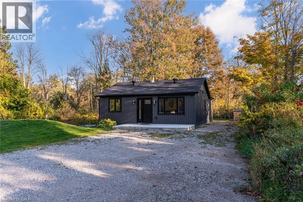 House for rent: 8 Mountsberg Road, Hamilton, Ontario L0P 1B0