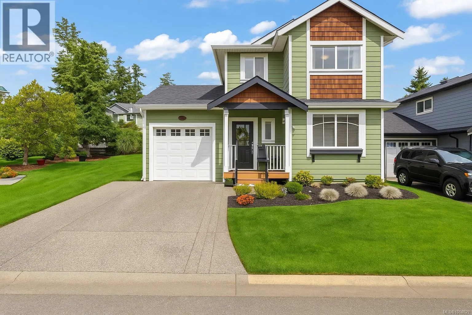 House for rent: 8 Newstead Cres, View Royal, British Columbia V9B 6L4