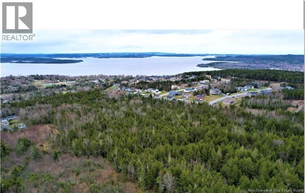 8 Phillip Avenue, Grand Bay-Westfield, New Brunswick E2K 1W8