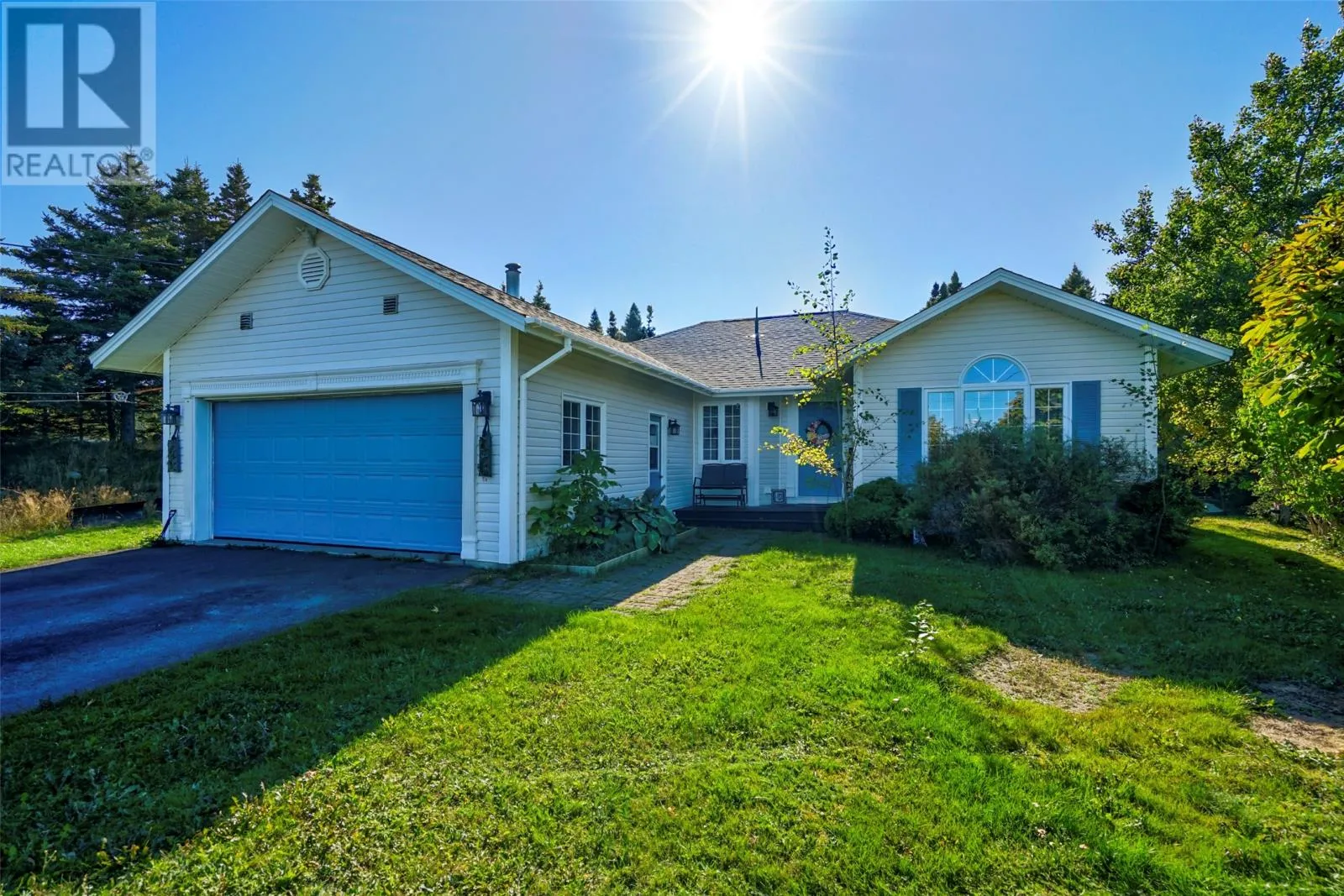 House for rent: 8 Pond Path Road, New Chelsea, Newfoundland & Labrador A0B 2N0