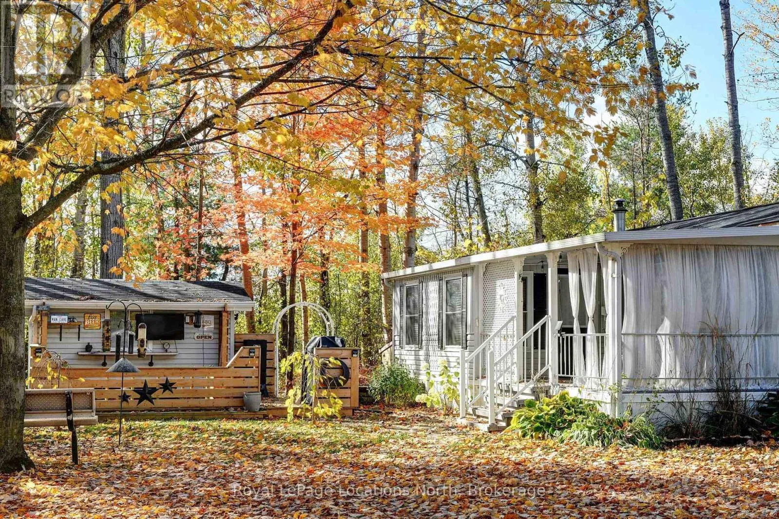 Mobile Home for rent: 8 Prince Edward Drive, Springwater, Ontario L0L 1P0