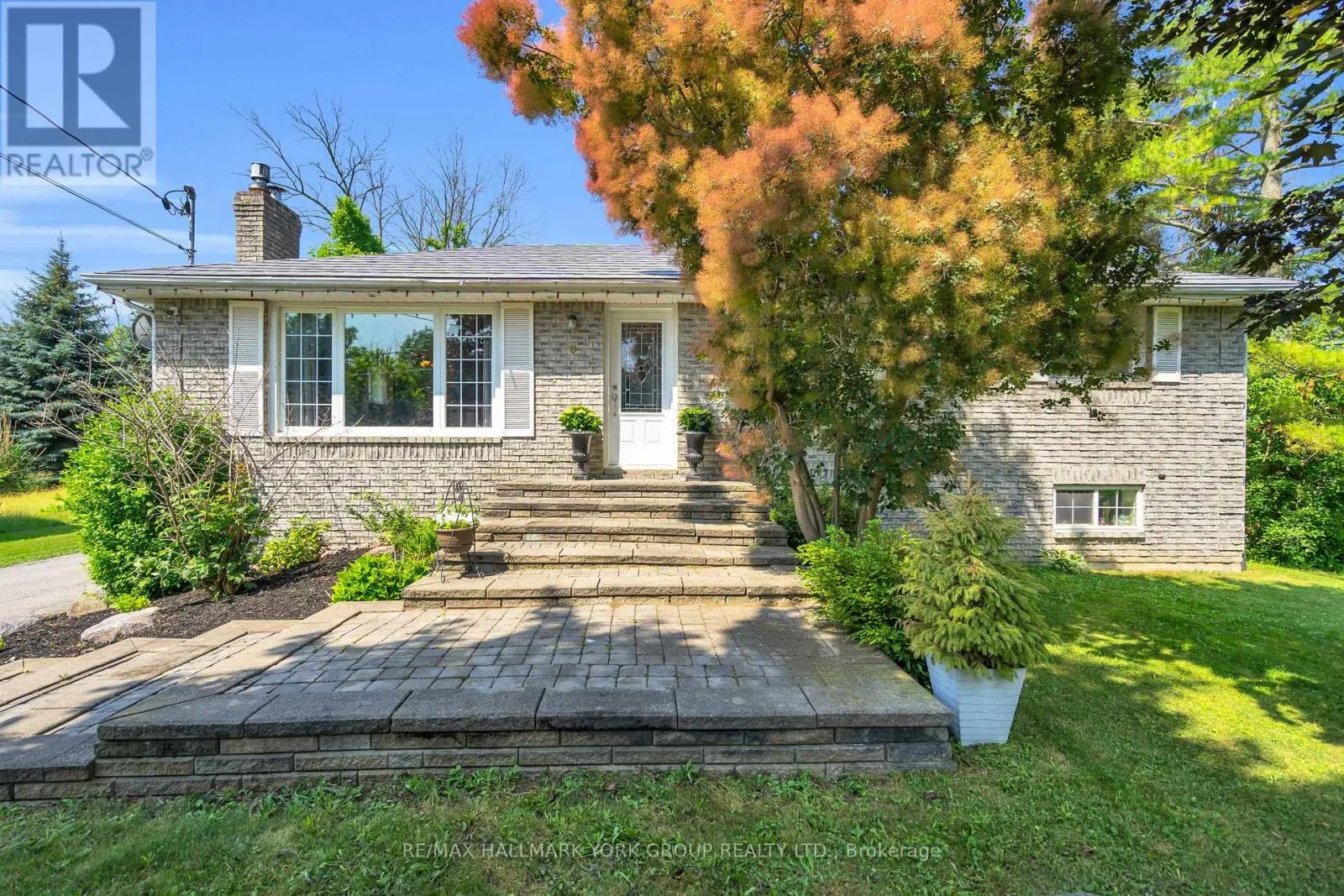 House for rent: 8 Rushton Road, Georgina, Ontario L0E 1S0