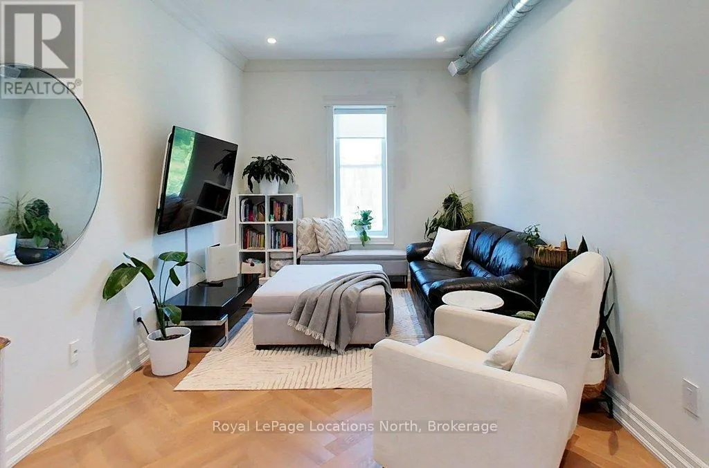 Residential Commercial Mix for rent: 8 Sykes Street N, Meaford, Ontario N4L 1V6