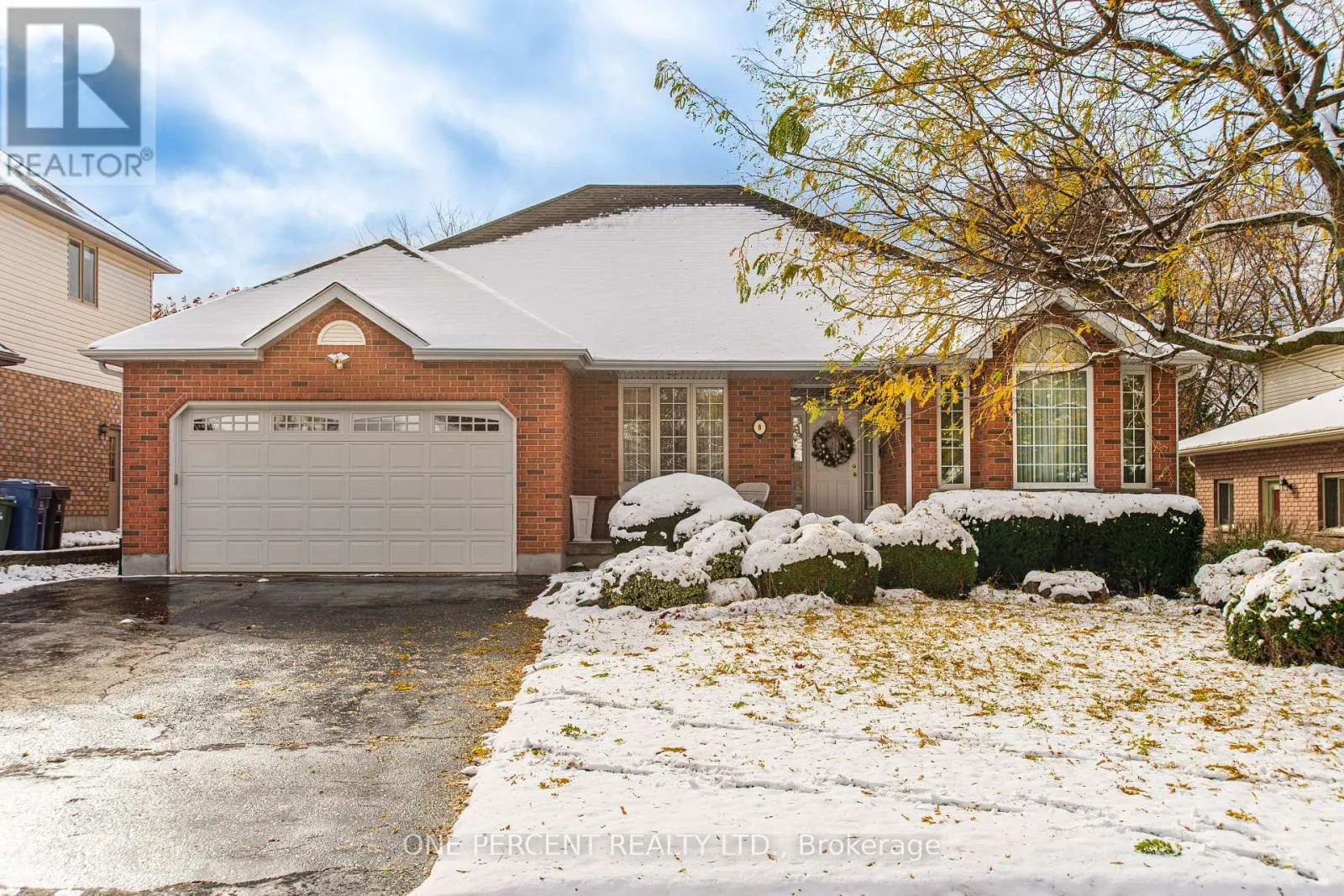 House for rent: 8 Trillium Court, Guelph, Ontario N1G 4P8