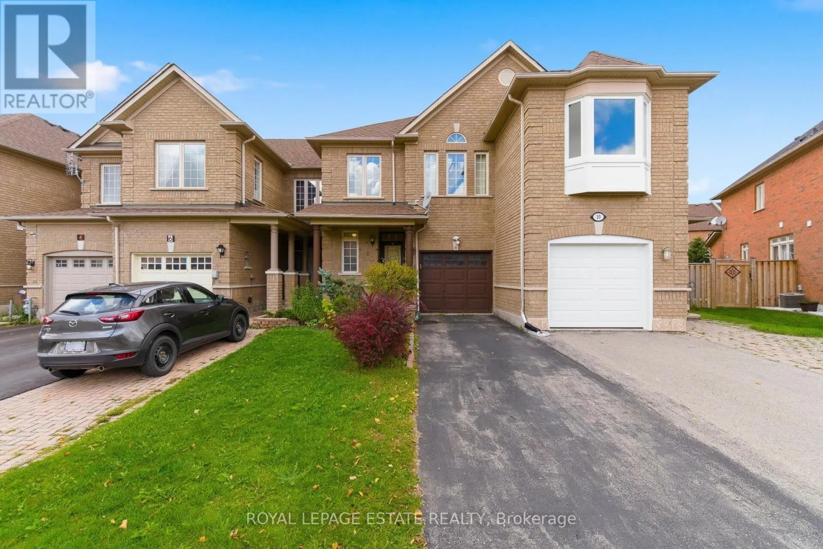 Row / Townhouse for rent: 8 Venture Avenue, Richmond Hill, Ontario L4S 2P2