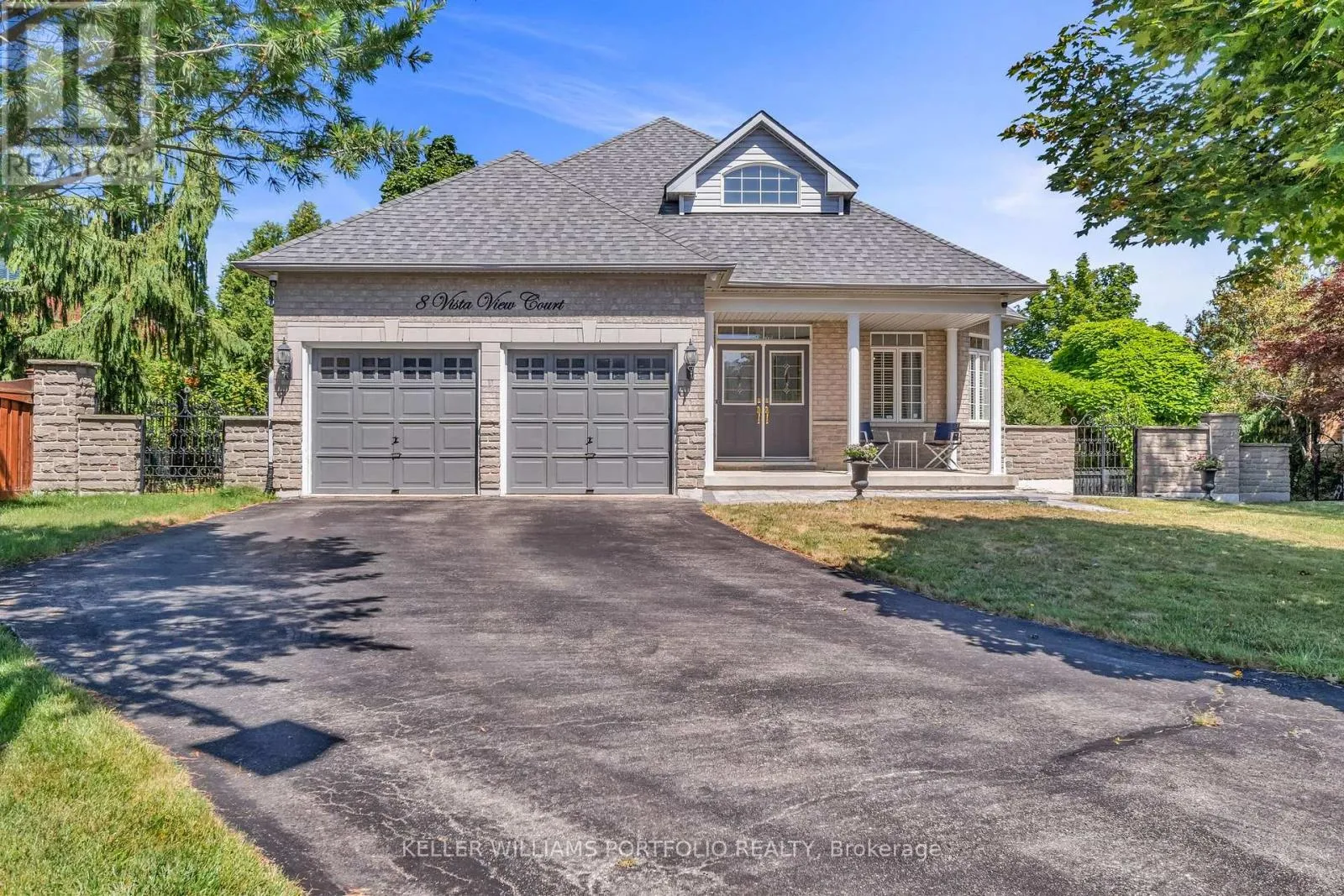 House for rent: 8 Vista View Court, Caledon, Ontario L7C 1E1