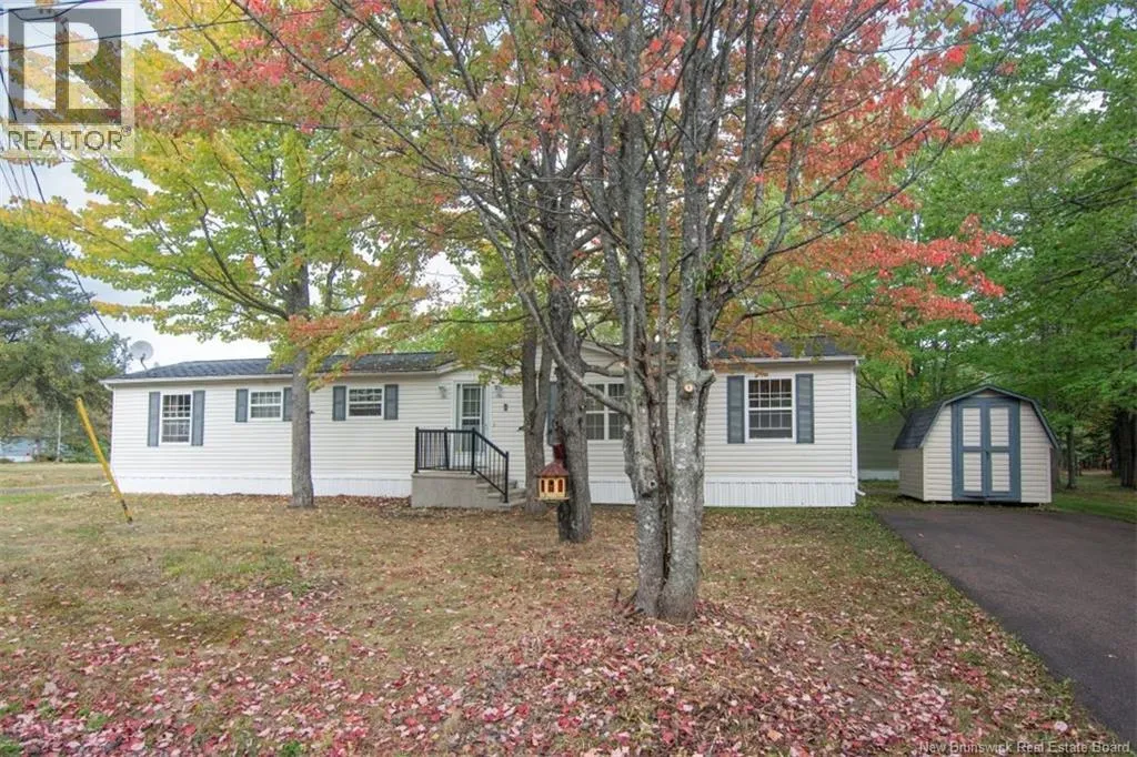 House for rent: 8 Walnut Street, Moncton, New Brunswick E1H 3B7