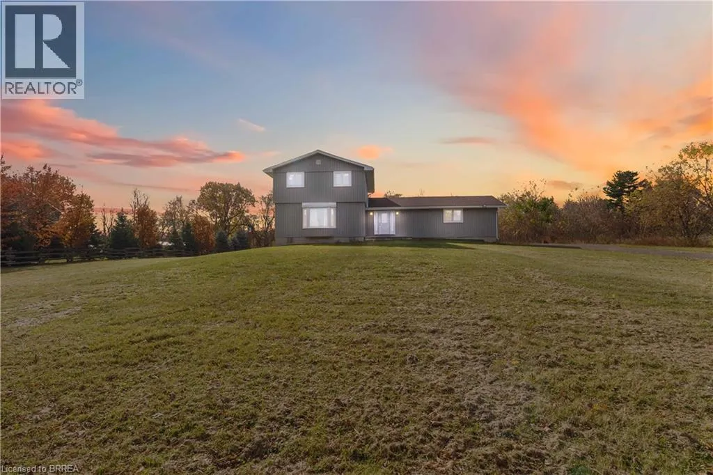 House for rent: 8 War Road, Brantford, Ontario N3T 5L6