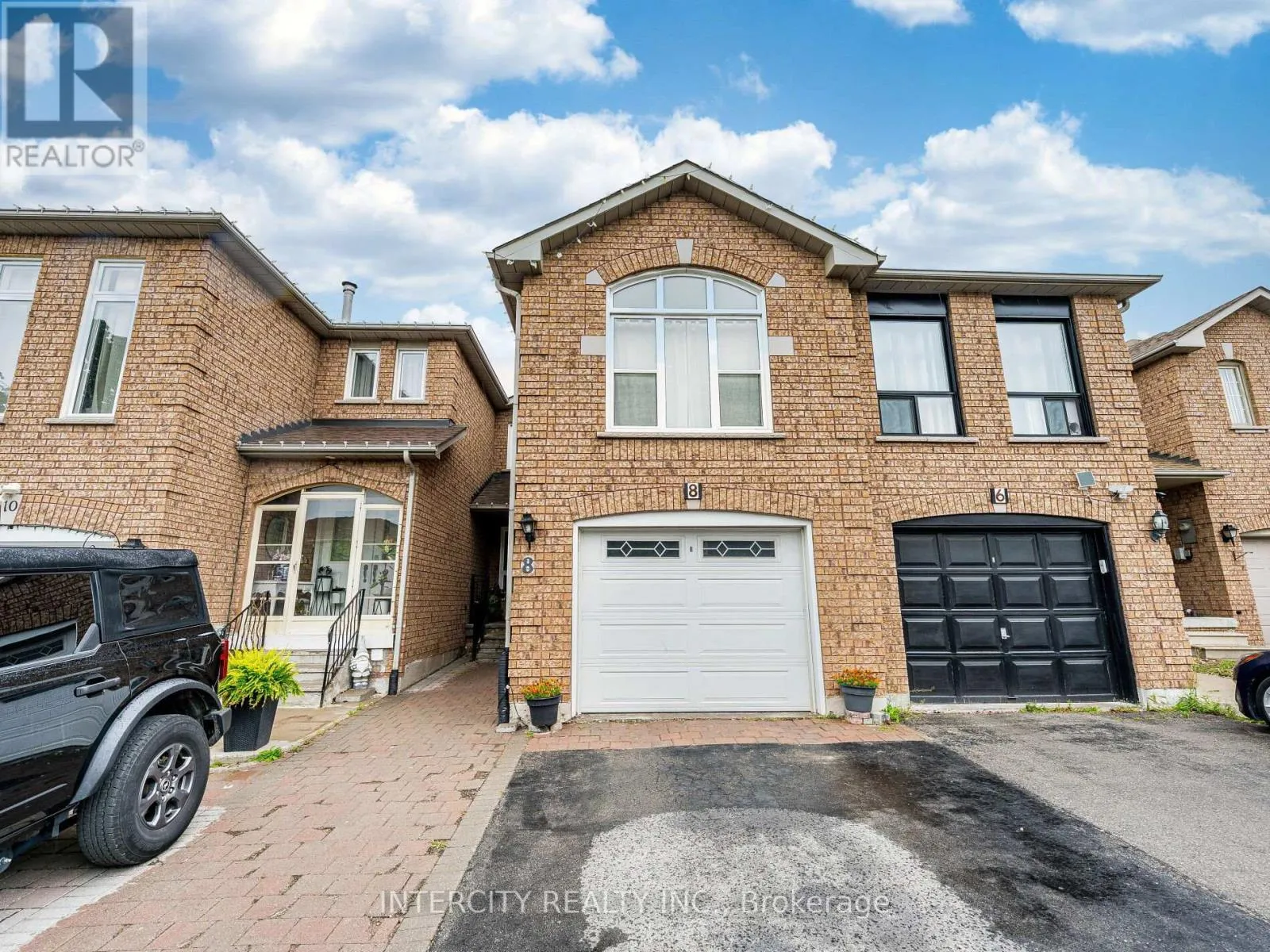 Row / Townhouse for rent: 8 Wedgewood Place, Vaughan, Ontario L4K 4X6