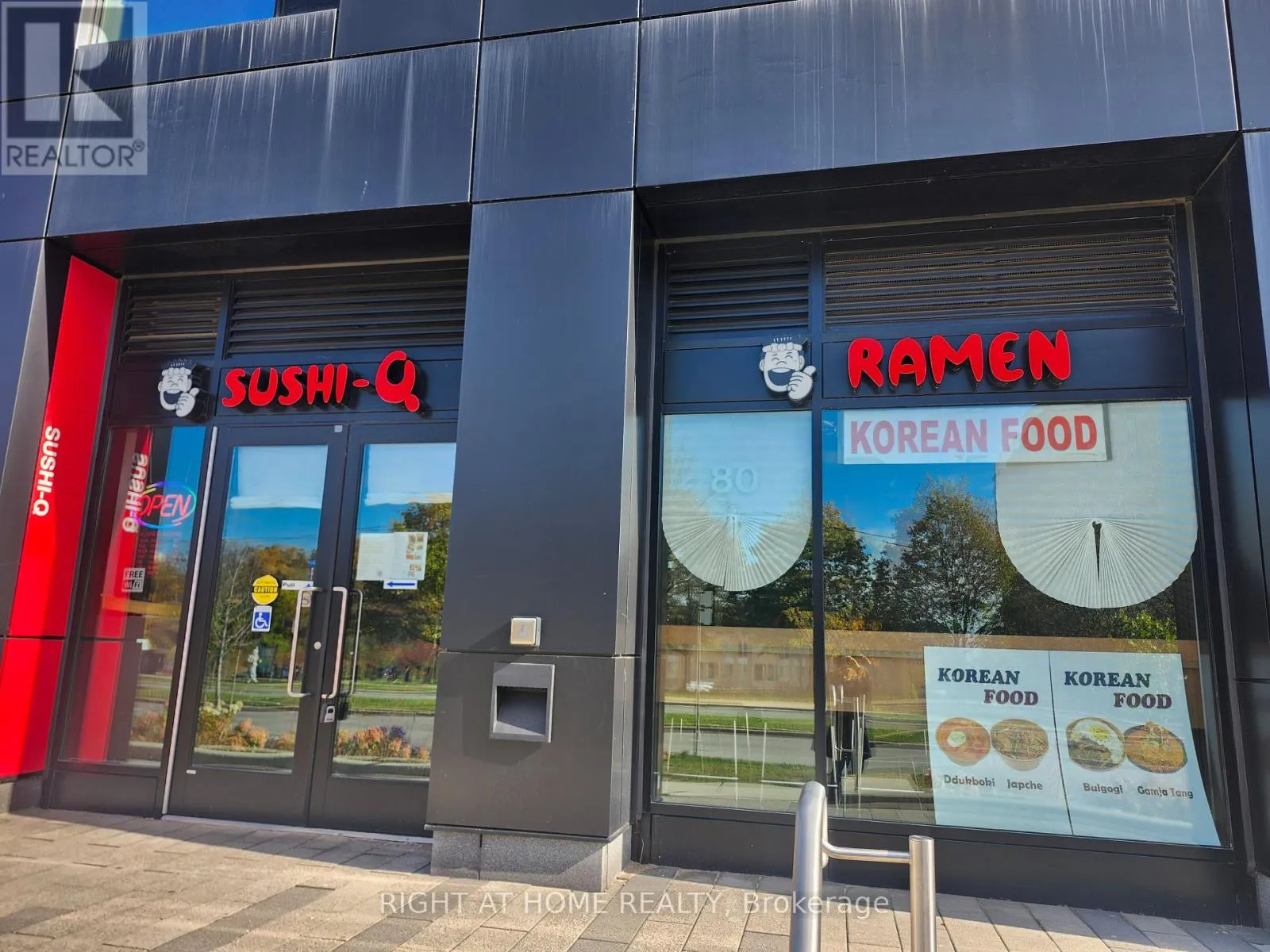 80 - 105 The Pond Road, Toronto, Ontario M3J 0K9