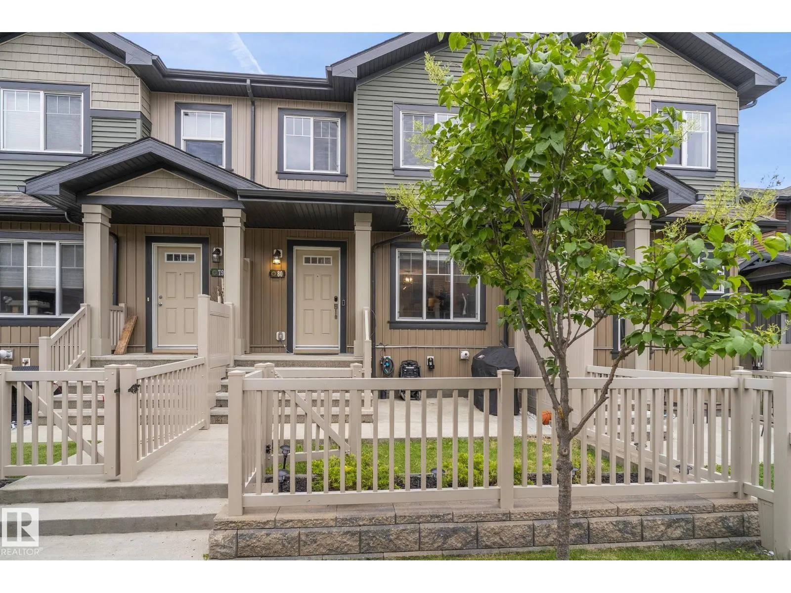 Row / Townhouse for rent: #80 3305 Orchards Link Li Sw, Edmonton, Alberta T6X 2H1