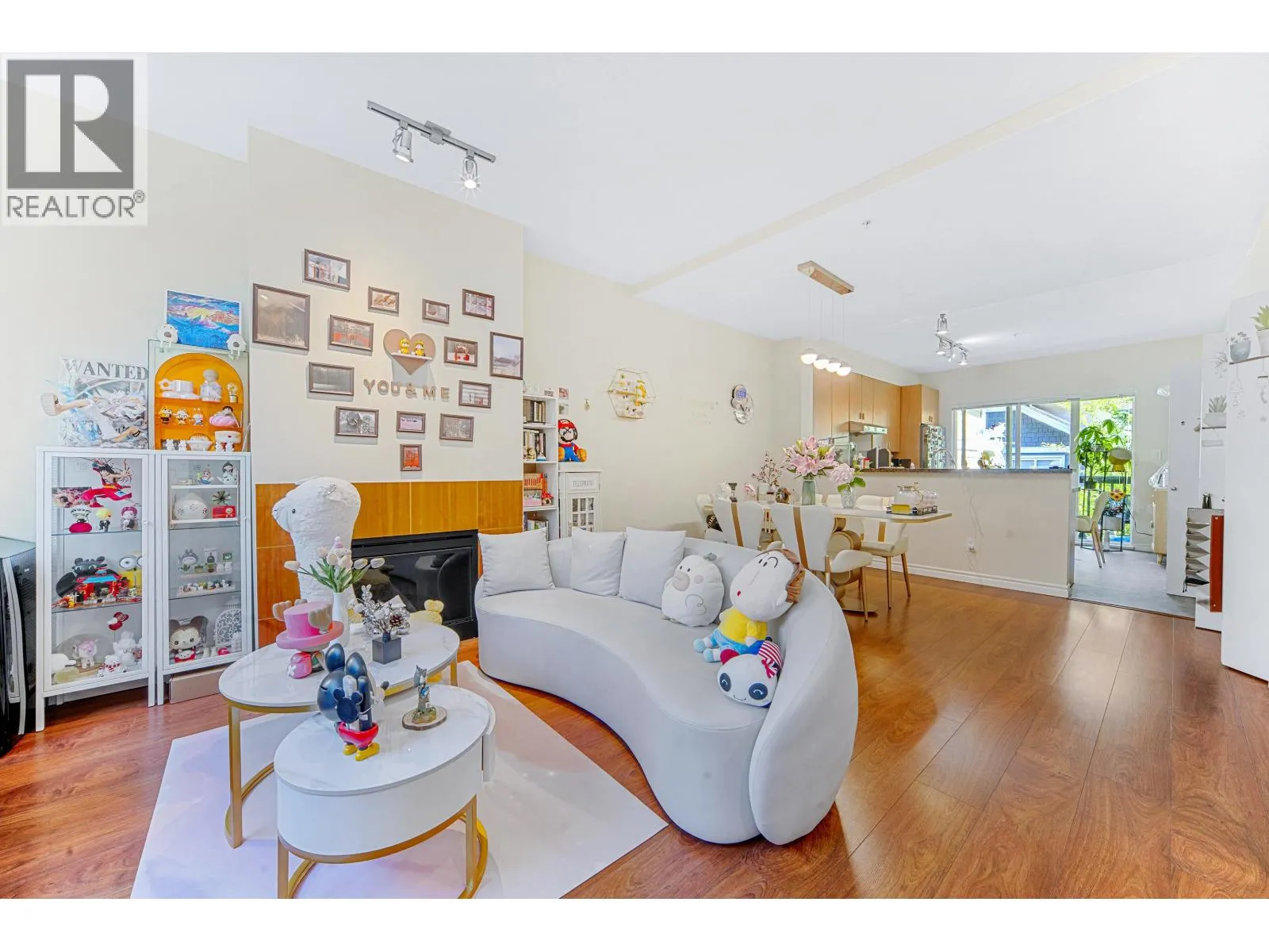 Row / Townhouse for rent: 80 6878 Southpoint Drive, Burnaby, British Columbia V3N 5E4