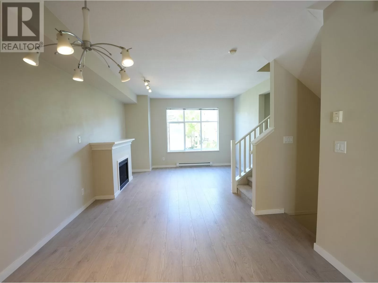 Row / Townhouse for rent: 80 7288 Heather Street, Richmond, British Columbia V6Y 4L4