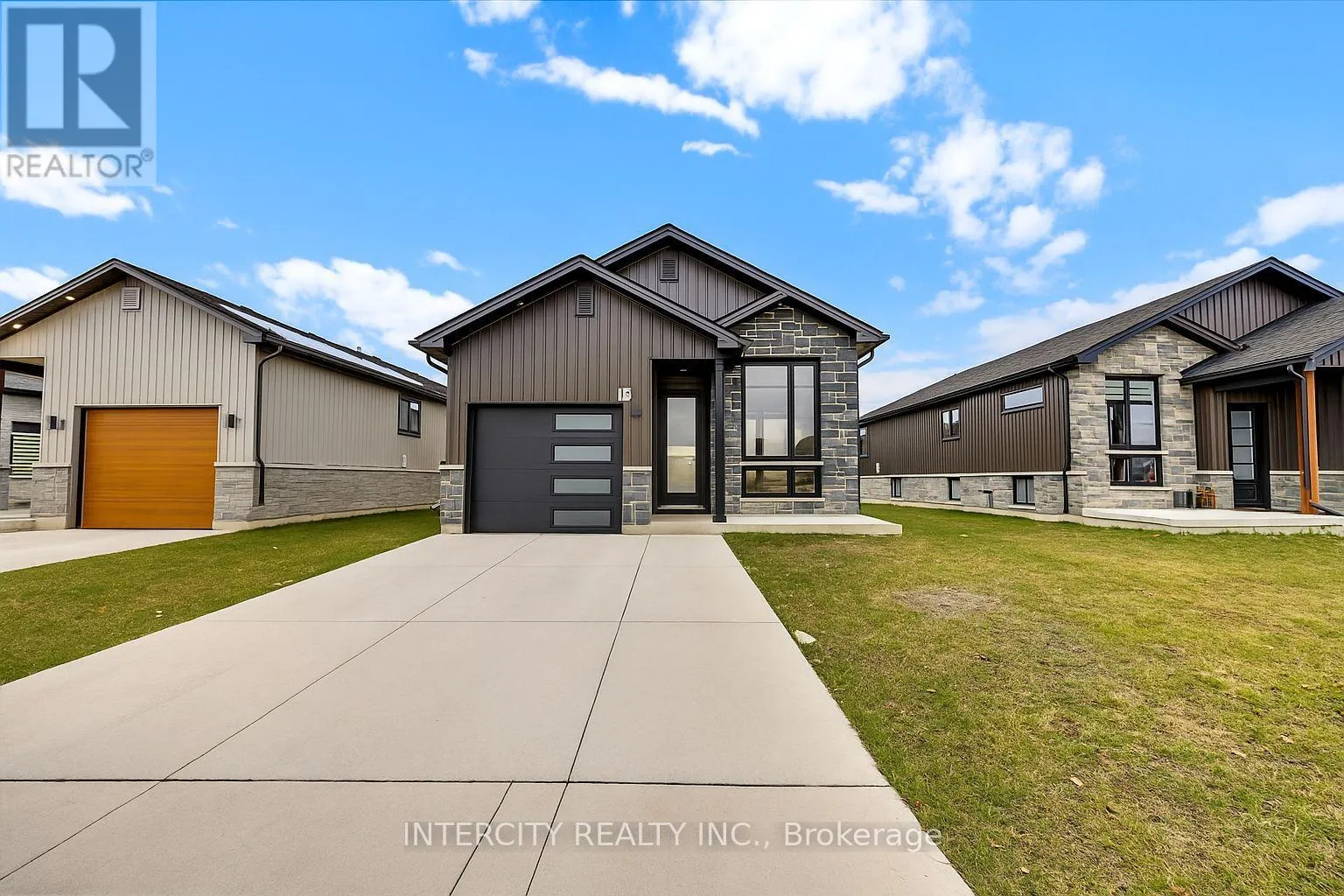 House for rent: 80 Arrowhead Lane, Chatham-Kent, Ontario N7M 0A6