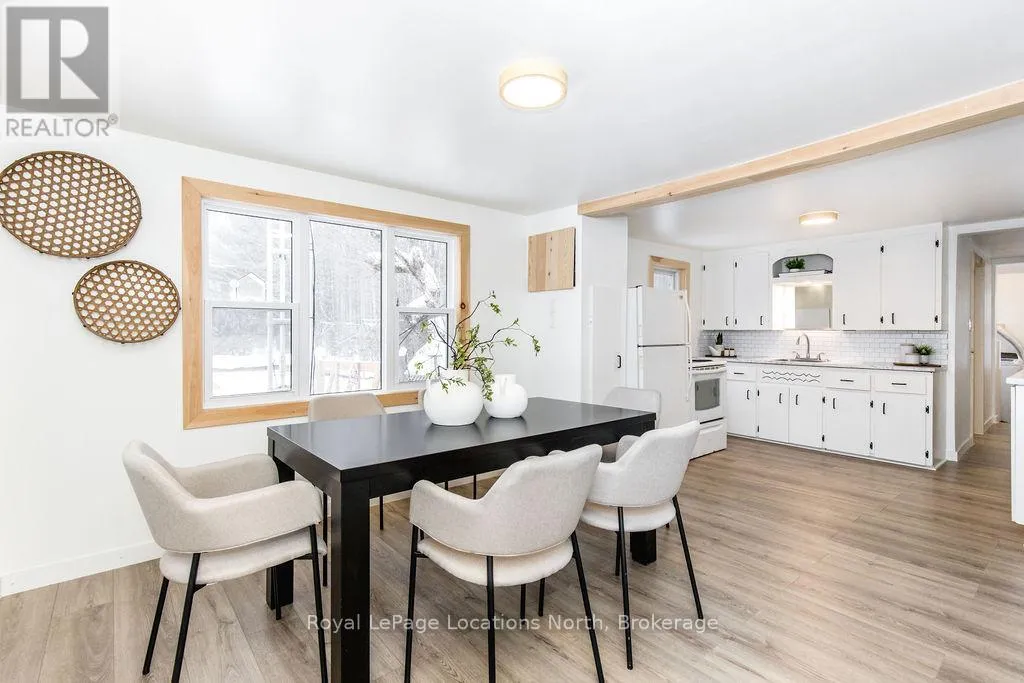 House for rent: 80 Concession 8 Road E, Tiny, Ontario L0L 2J0