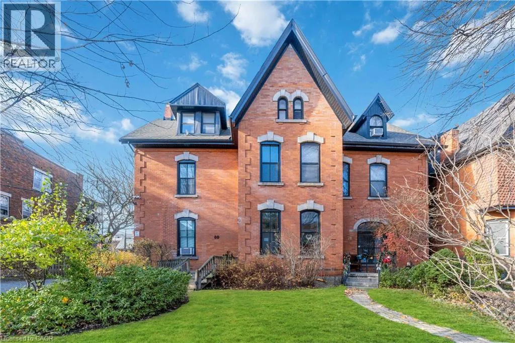 Apartment for rent: 80 East Avenue S Unit# 2, Hamilton, Ontario L8N 2T4