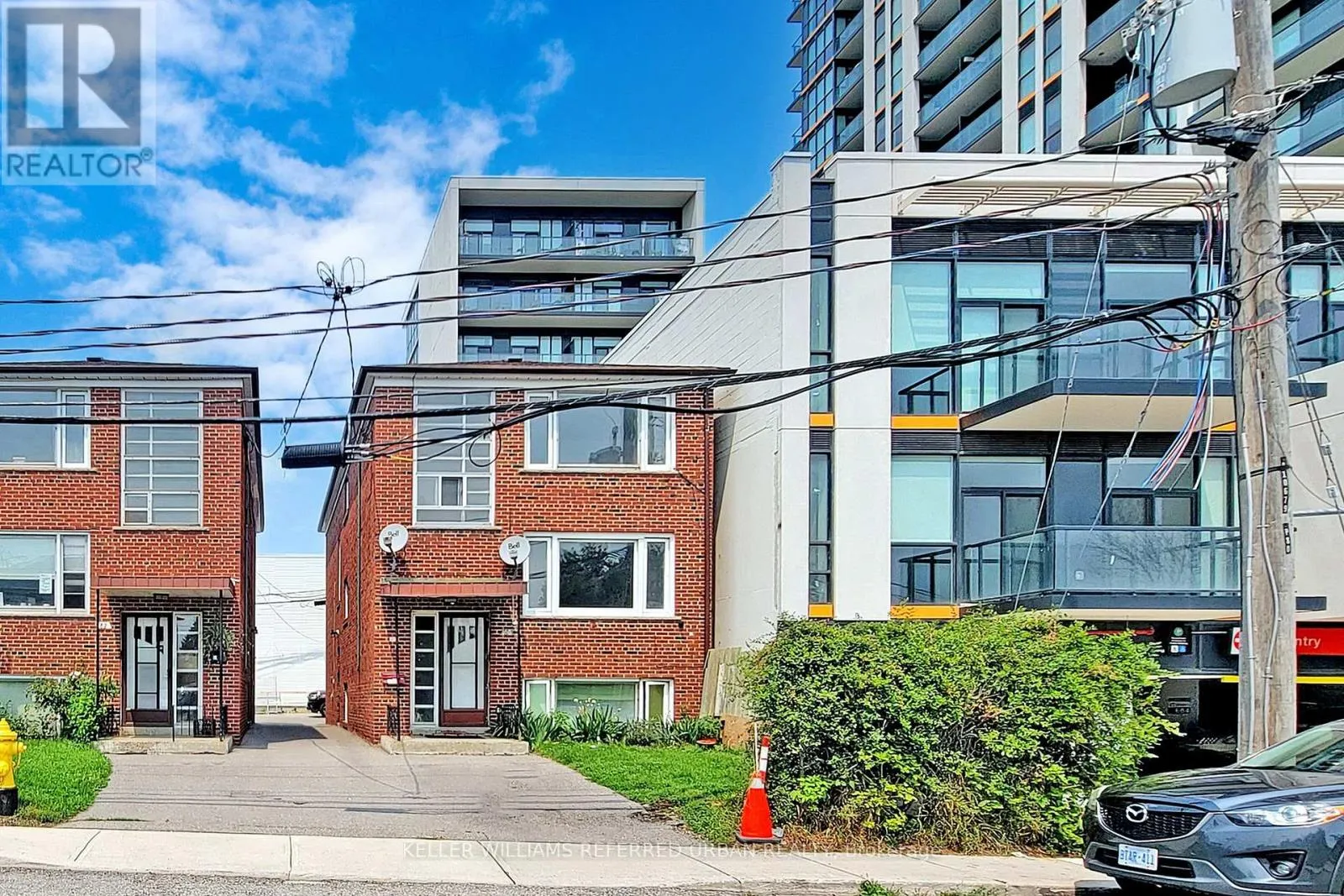 Triplex for rent: 80 Lanark Avenue, Toronto, Ontario M6E 2G4