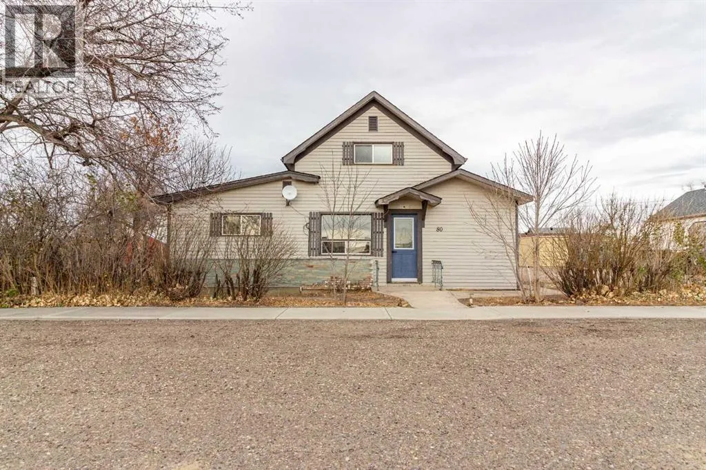 House for rent: 80 Pacific Avenue, Irvine, Alberta T0J 1V0