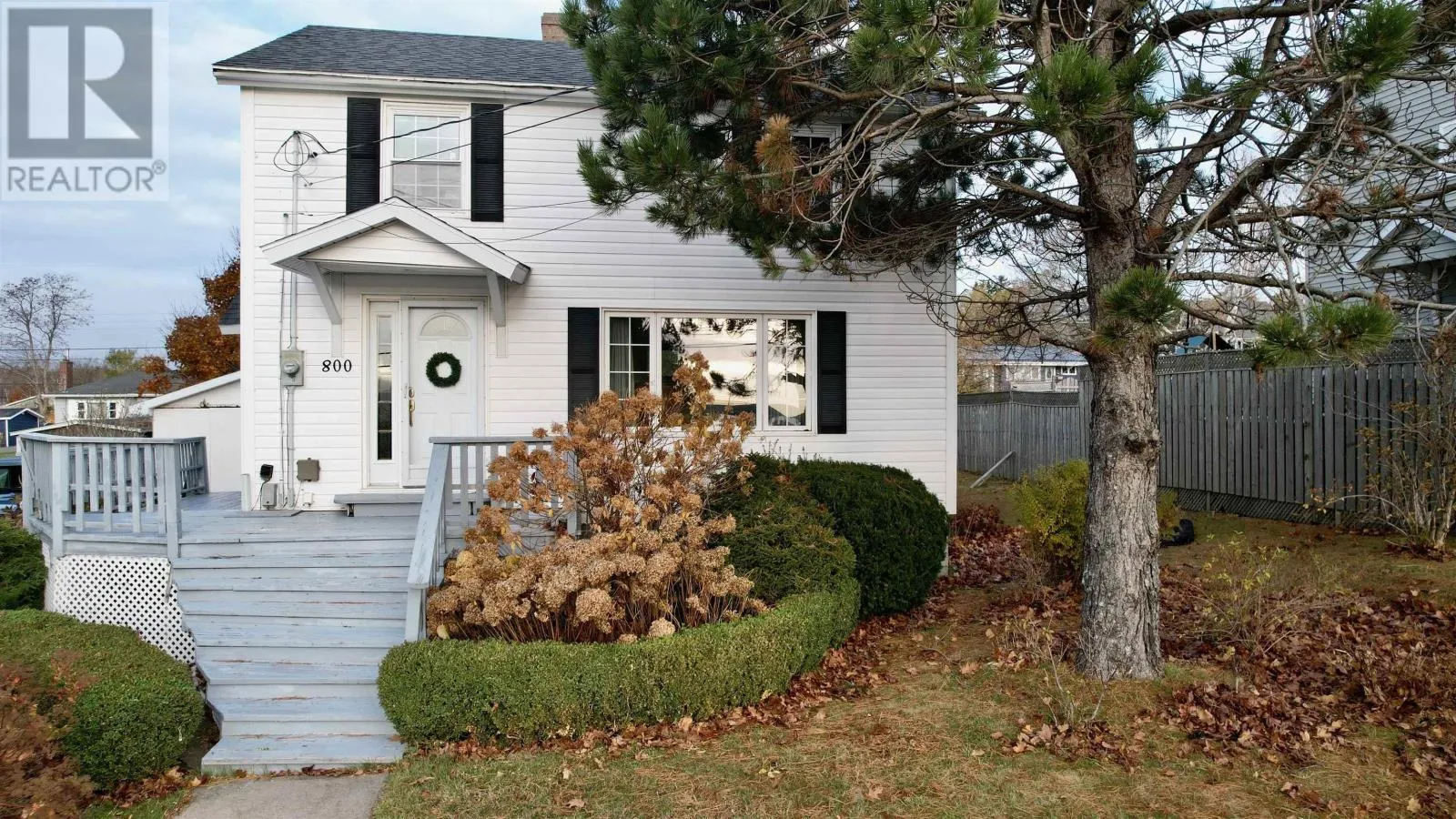 House for rent: 800 Shore Road, Sydney Mines, Nova Scotia B1V 1A5