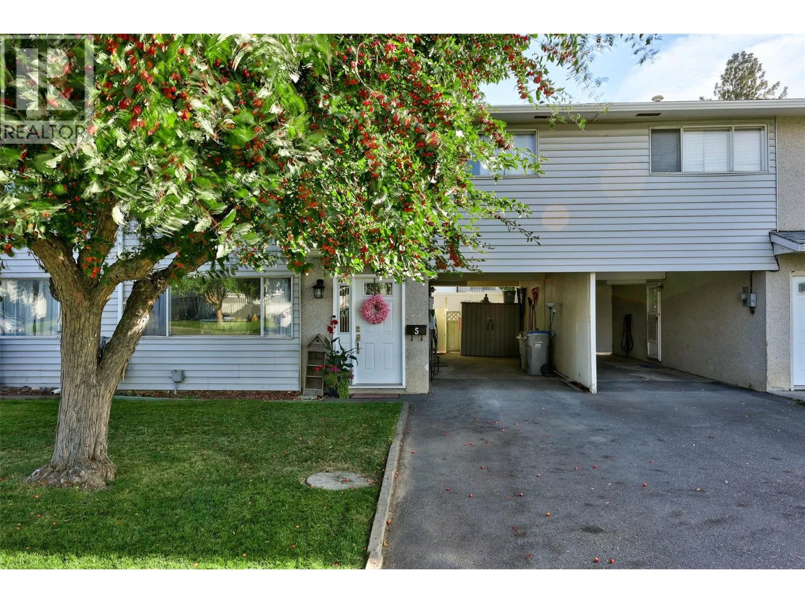 Row / Townhouse for rent: 800 Valhalla Drive Unit# 5, Kamloops, British Columbia V2B 1R8