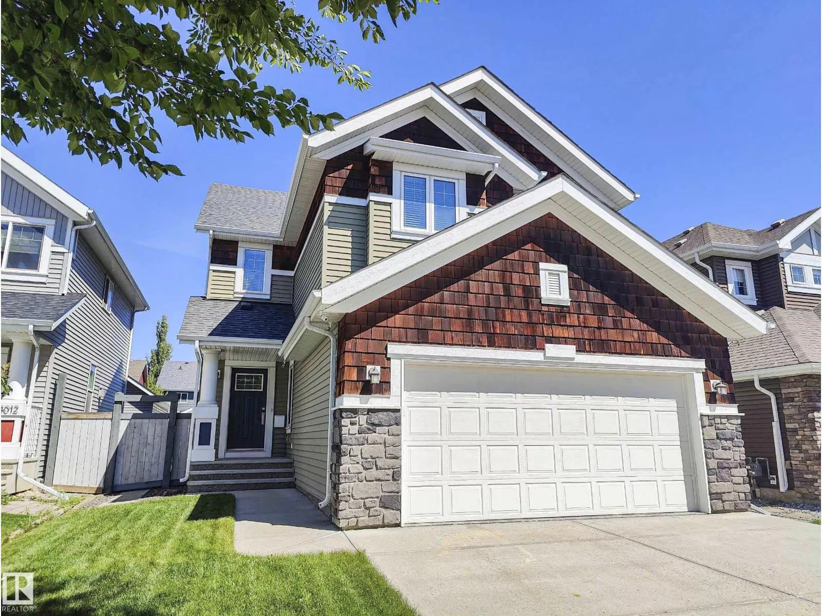 House for rent: 8008 18 Av Sw, Edmonton, Alberta T6X 0Z8