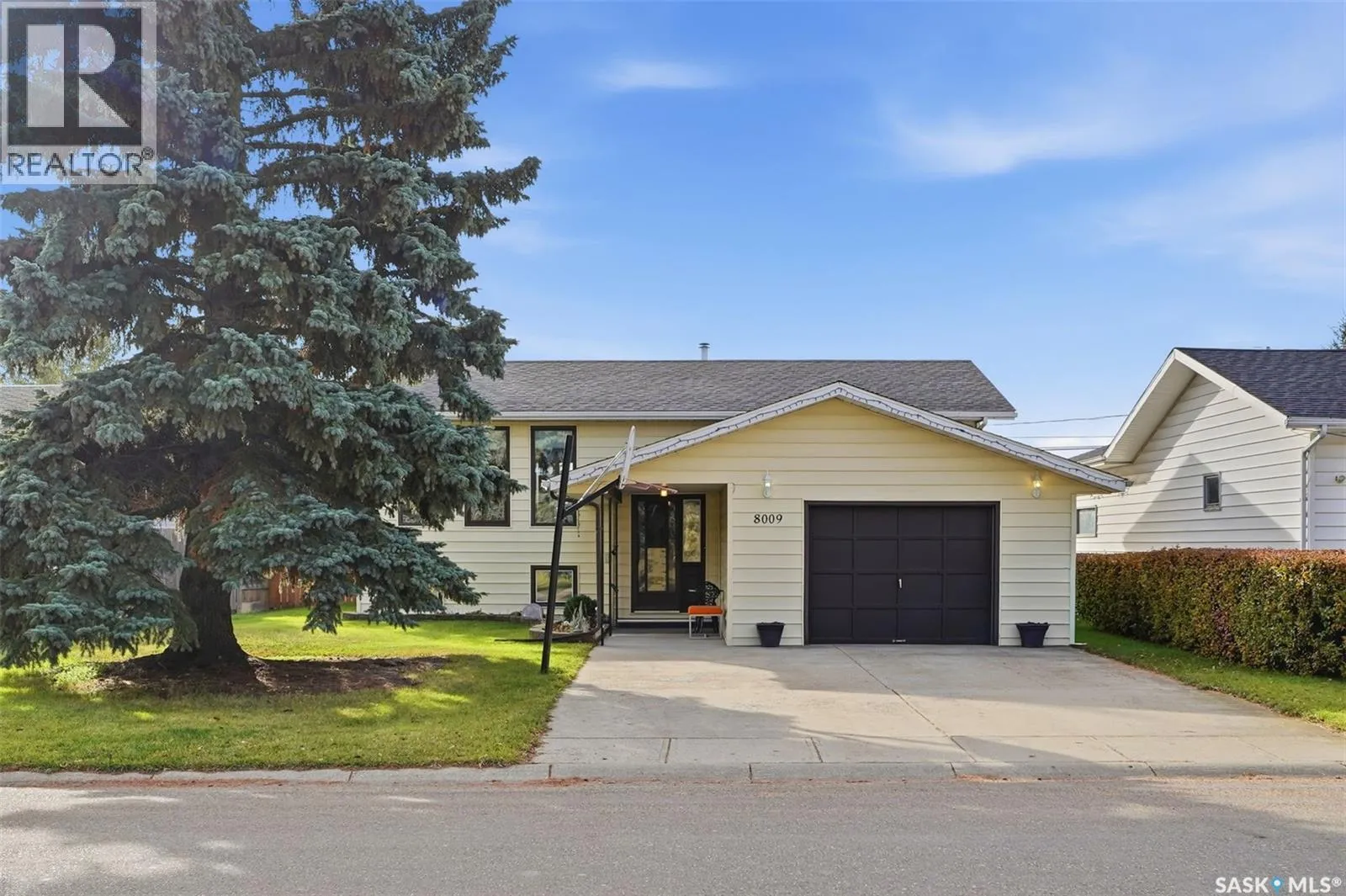 House for rent: 8009 5th Street, Rosthern, Saskatchewan S0K 3R0