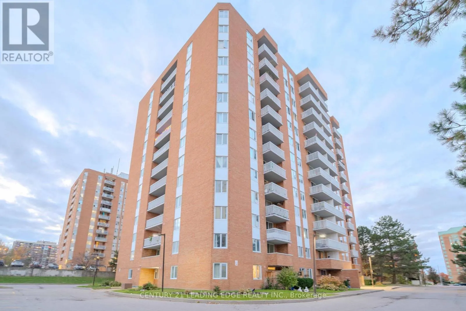 Apartment for rent: 801 - 15 Sewells Road, Toronto, Ontario M1B 3V7