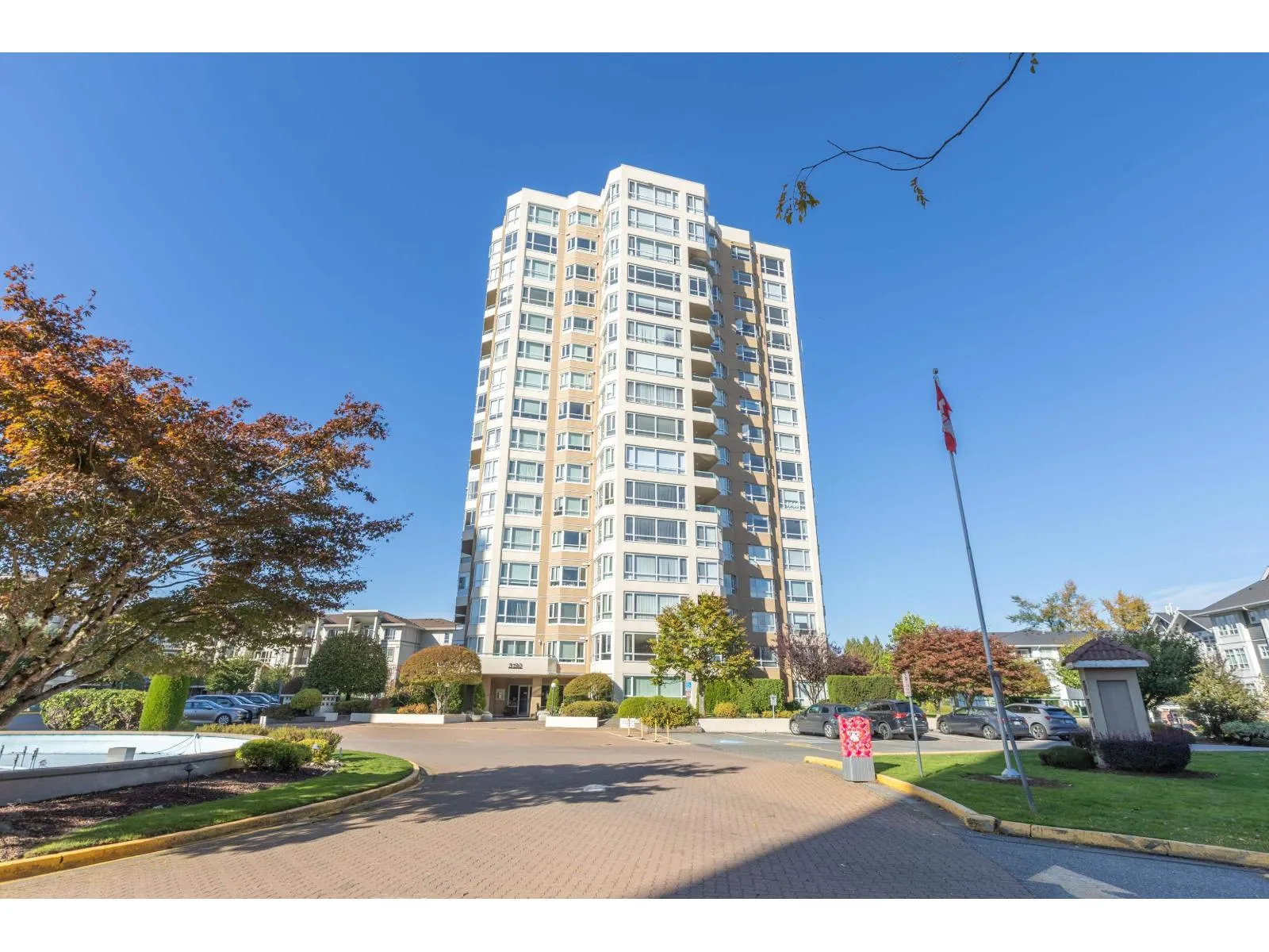 Apartment for rent: 801 3190 Gladwin Road, Abbotsford, British Columbia V2T 5T2